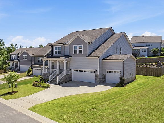 2nd image of 4404 Clarkdale Ct