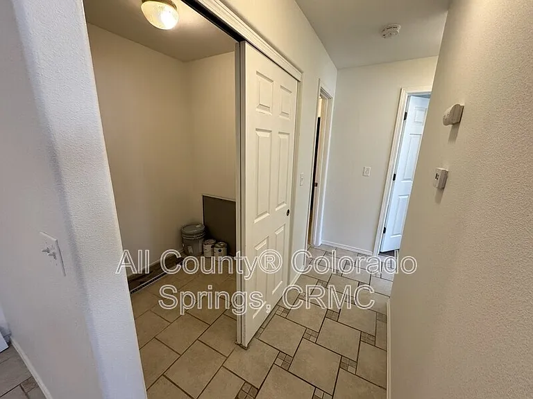 5030 El Camino Dr #8 — Photo 12