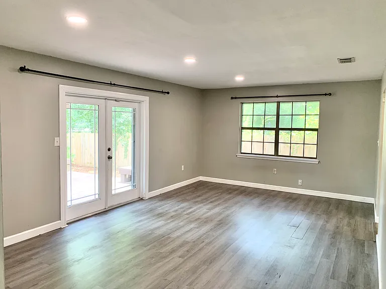 317 Somerset Dr — Photo 20