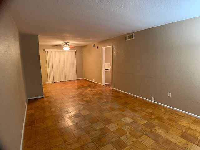 1st image of 1625 Meyers Pl