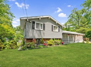 27705 White Rd, Willoughby Hills, OH 44092