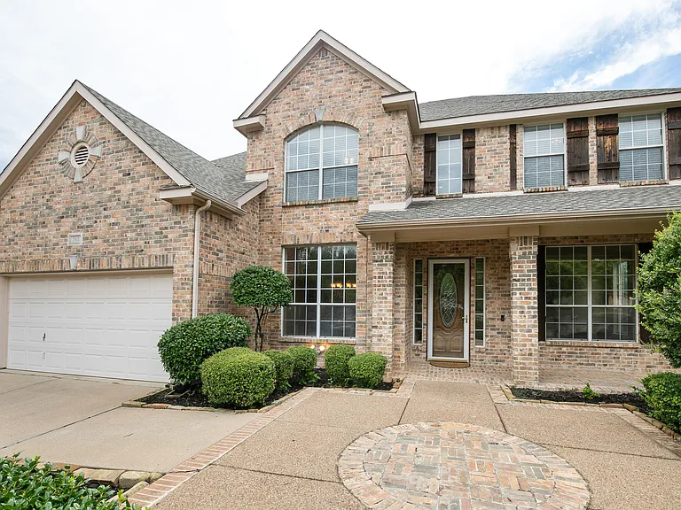 7912 Caribia Ct — Photo 2