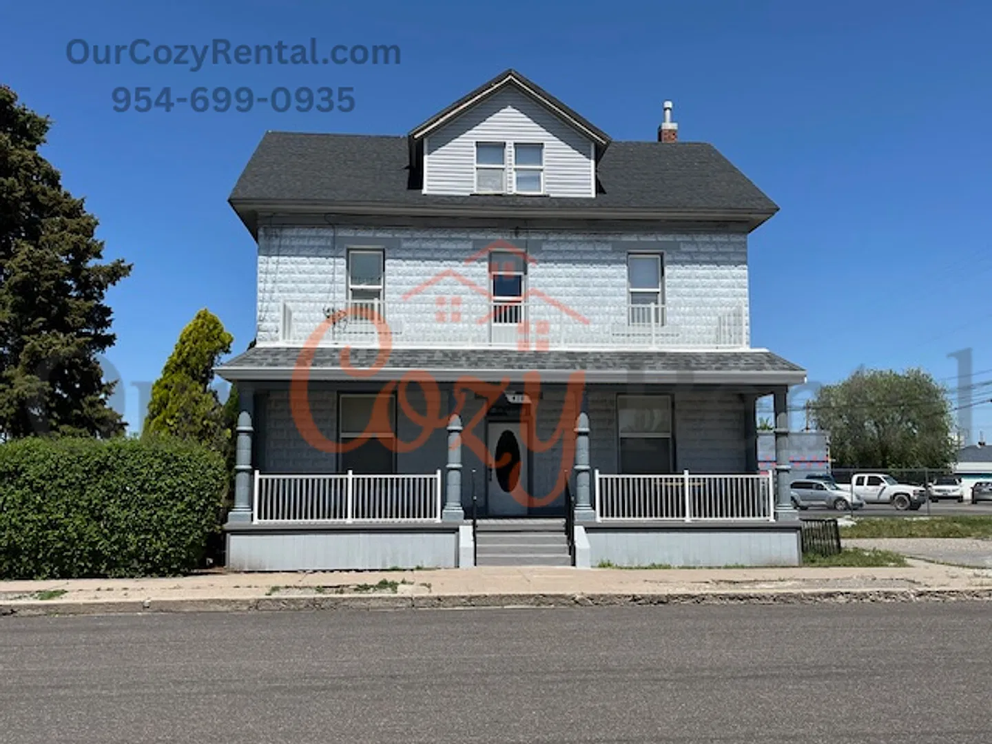 410 Bonneville — Photo 2
