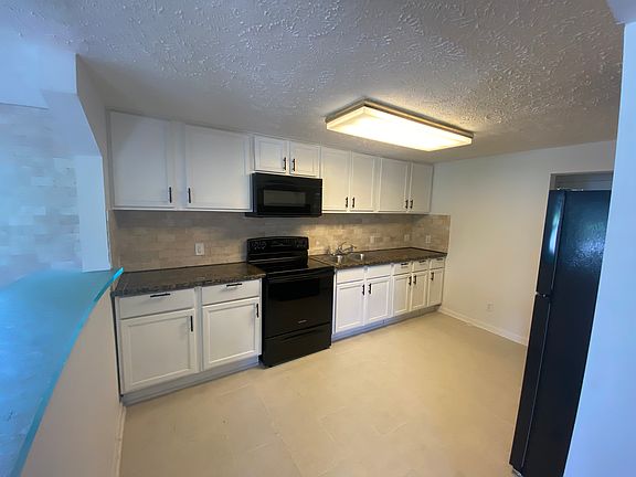2nd image of 3348 Harrison St