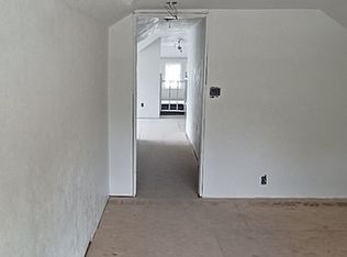 406 E Mechanic St, Wapakoneta, OH 45895