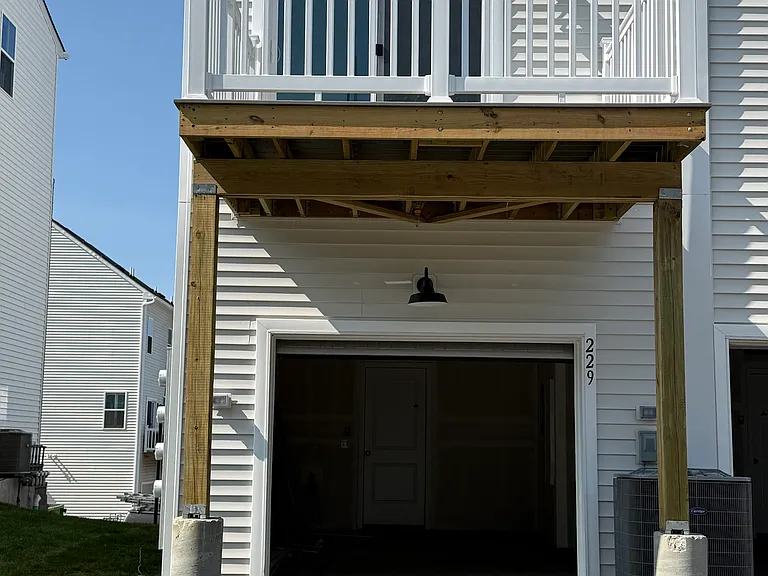 229 Bronze St — Photo 3