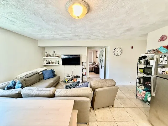 10 Harris St #5 — Photo 8