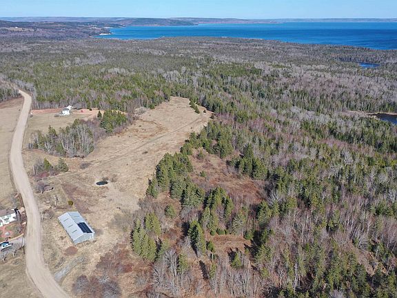 2nd image of Red Point Rd