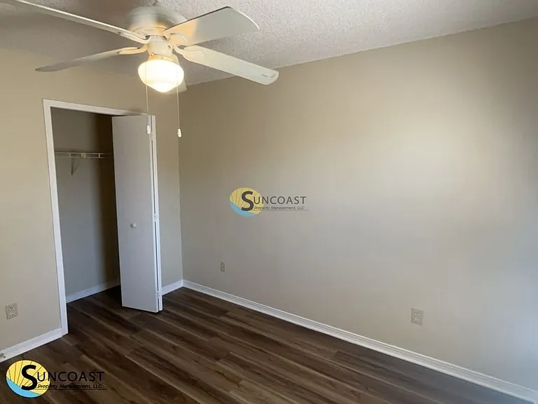 8702 Bandera Cir S — Photo 15