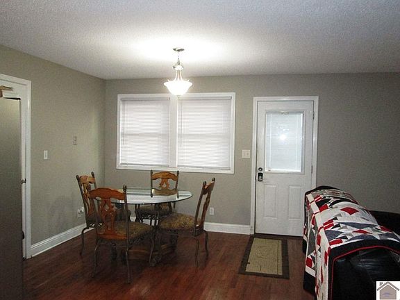4th image of 363 Longview Dr