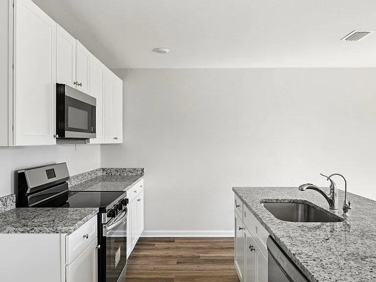 7063 George Day Ln — Photo 6