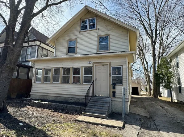 1132 23rd St, Des Moines, IA 50311