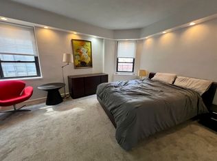 210 E 47th St #8, New York, NY 10017