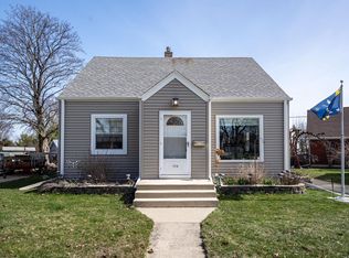 1516 E Tripoli Ave, Milwaukee, WI