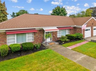 496 Budlong Rd, Cranston, RI 02920