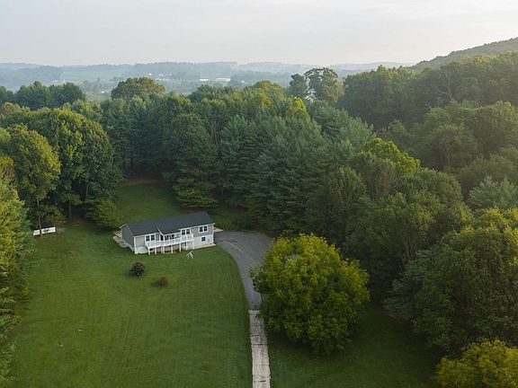 2nd image of 1020 Ridge Rd