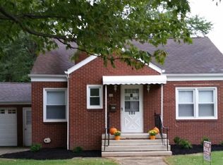 945 Main St, Conneaut, OH 44030