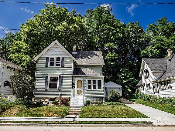 4th image of 7434 Blanchard St