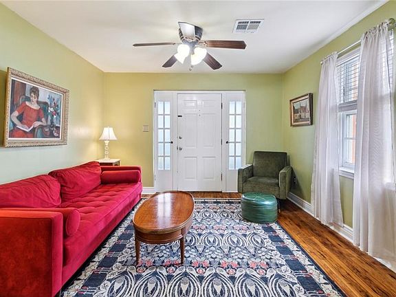 4th image of 4639 Frenchmen St