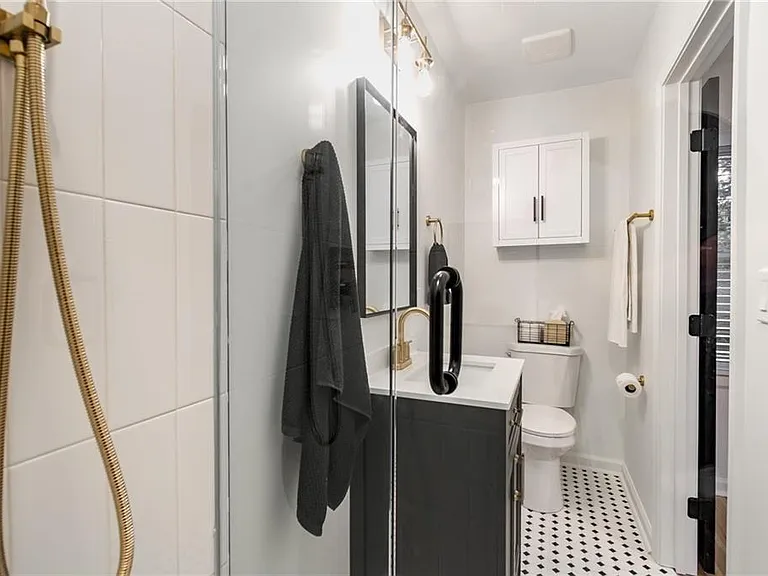 2093 Wildrose Dr — Photo 29