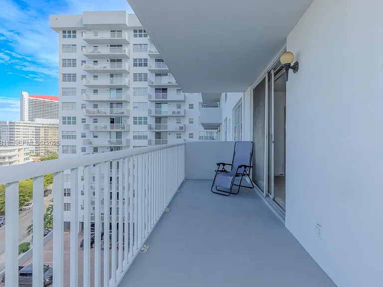 137 Golden Isles Dr #809 — Photo 6