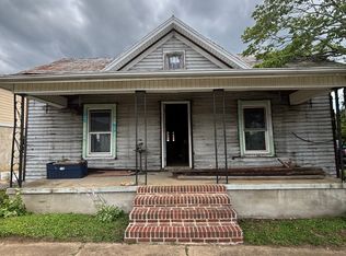304 E Cottage Ave, Elizabethton, TN 37643