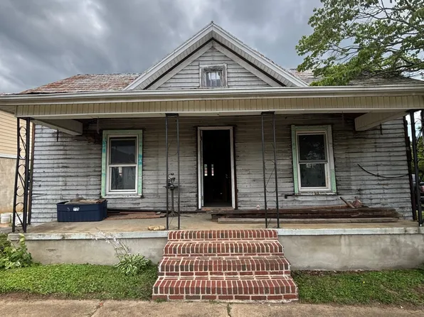 304 E Cottage Ave, Elizabethton, TN 37643