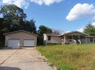 492 Waldroup Rd, West Point, GA 31833