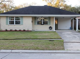 916 Trudeau Dr, Metairie, LA 70003