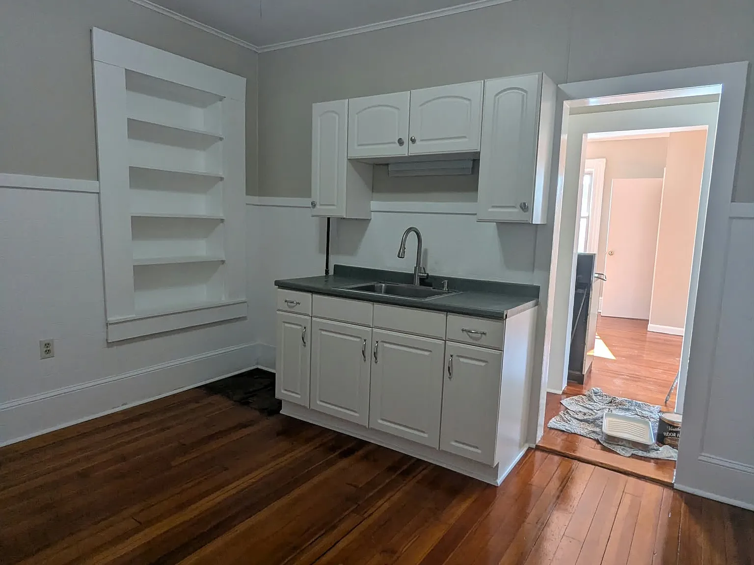 1 bed, 400 sqft, $1,225 — Photo 3