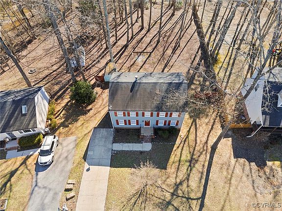 3rd image of 7117 Foxbernie Dr