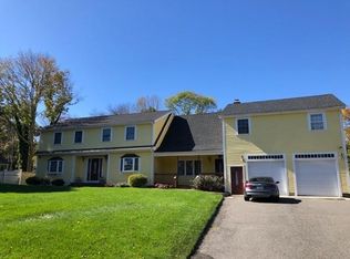 32 John J Grimaldi Dr, North Attleboro, MA 02760