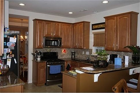 4th image of 13530 Delstone Dr