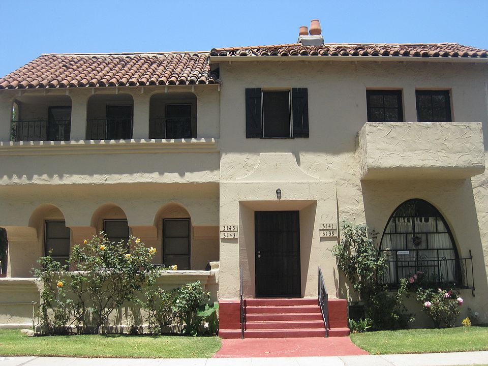 1st image of 3141 W 43rd Pl