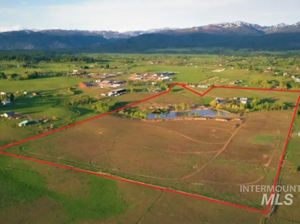 7 Sunbridge Dr, McCall, ID 83638