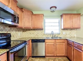 506 Green Cove Dr, Brandon, FL 33510
