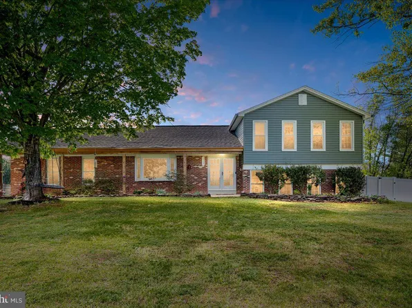 2522 Little River Rd, Haymarket, VA 20169