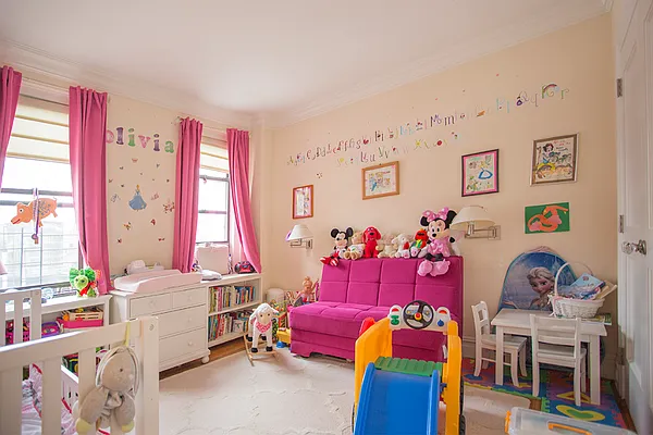 Sold by The Bamberger Group | media 5