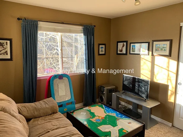 3025 Redhaven Way — Photo 15