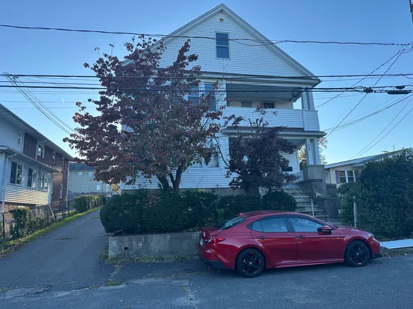100 Carver St #1, Waterbury, CT 06708