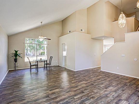 2nd image of 30558 Sierra Madre Dr