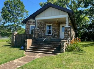 204 W Maple St, West Plains, MO 65775