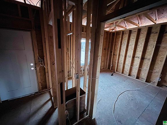 5th image of 4701 Foxhollow Ct