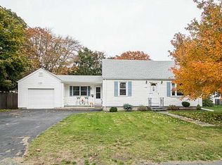 160 Holland Ave, Riverside, RI 02915