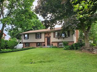 1 Sunset Pl, Lancaster, PA 17601