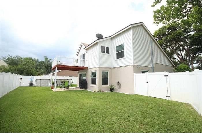 1st image of 818 E Charing Cross Cir