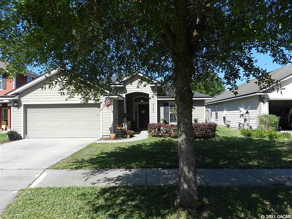 2nd image of 8152 NW 51st St
