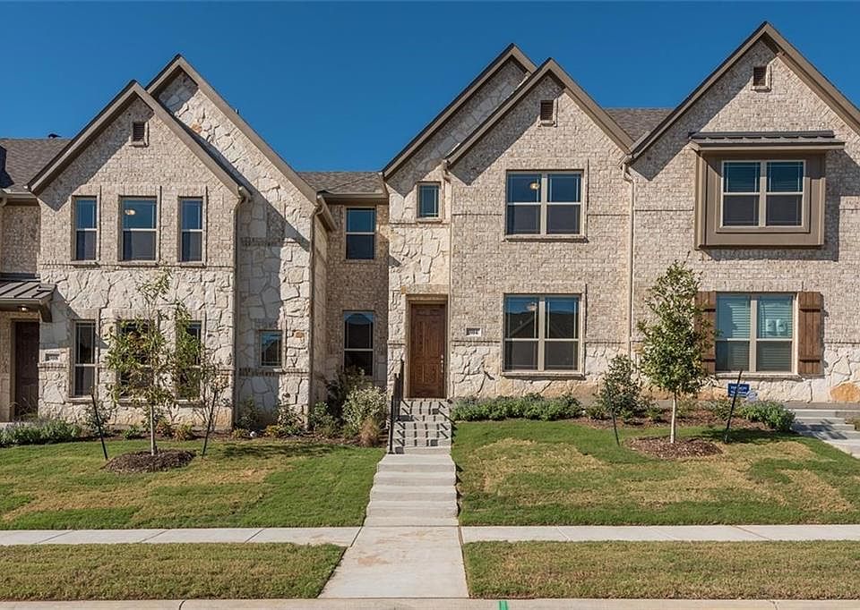 1st image of 304 Tottenham Ct