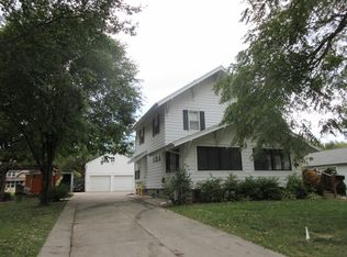 704 S Minnesota St, Algona, IA 50511