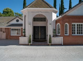 16754 Huerta Rd, Encino, CA 91436